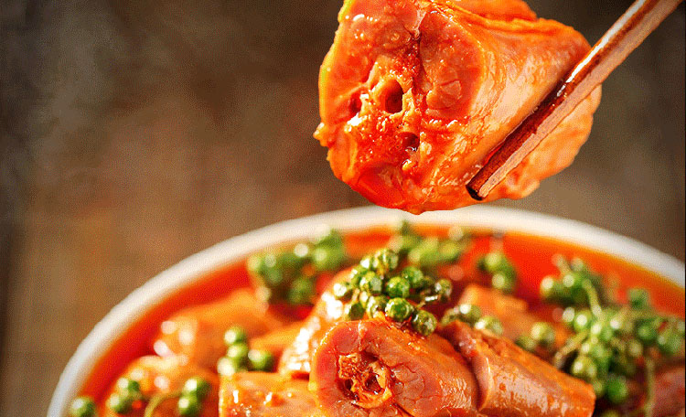 良品铺子 甄麻藤椒鸭脖卤味休闲熟食小包辣零食小吃190g