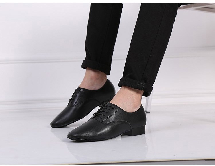 男士摩登舞鞋软底交谊舞蹈鞋男式室外跳舞鞋拉丁国标广场舞鞋 打孔款