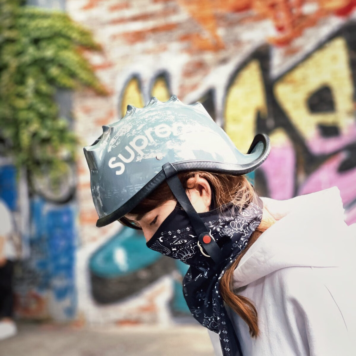 头盔女可扎头发哈雷头盔男嘻哈复古半盔夏季轻便安全帽四季通用电瓶车