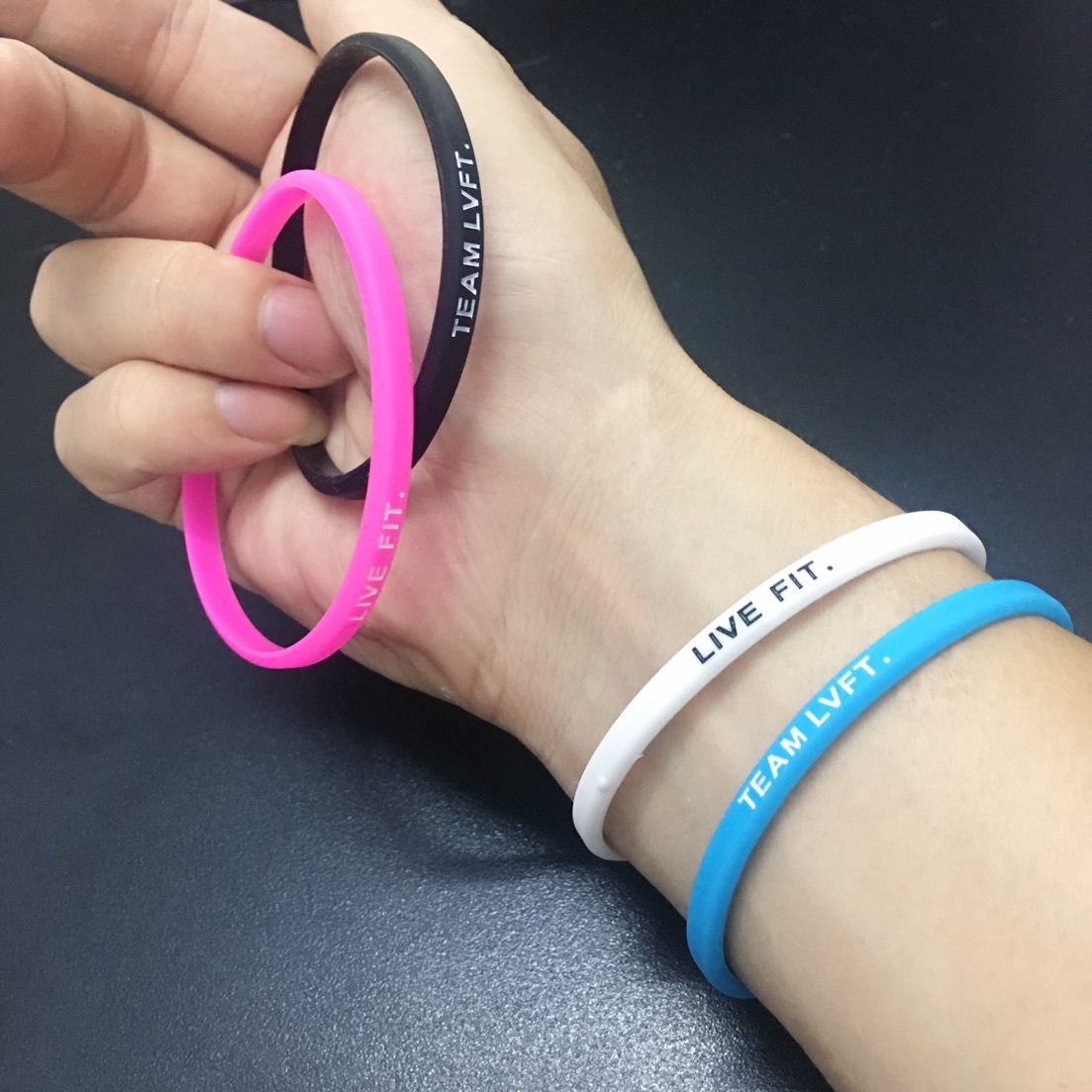 aiosc橡胶运动手环小清新情侣男女学生闺蜜硅胶手链nba篮球腕带叶子