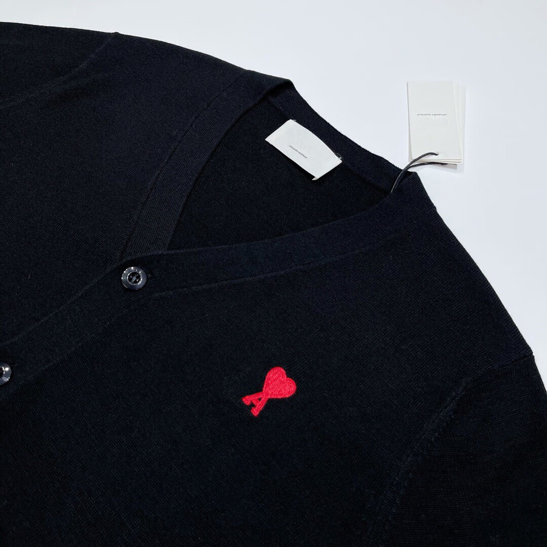 ami潮牌paris爱心a正确/ami 2022秋冬小爱心刺绣v领针织衫男女开衫