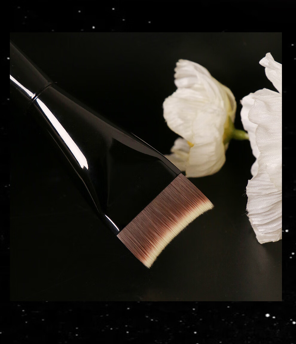 Painter D69 Curved Foundation Brush Ultra-Thin Wide Quick Makeup Streak-Free Beginner Makeup Brush 13