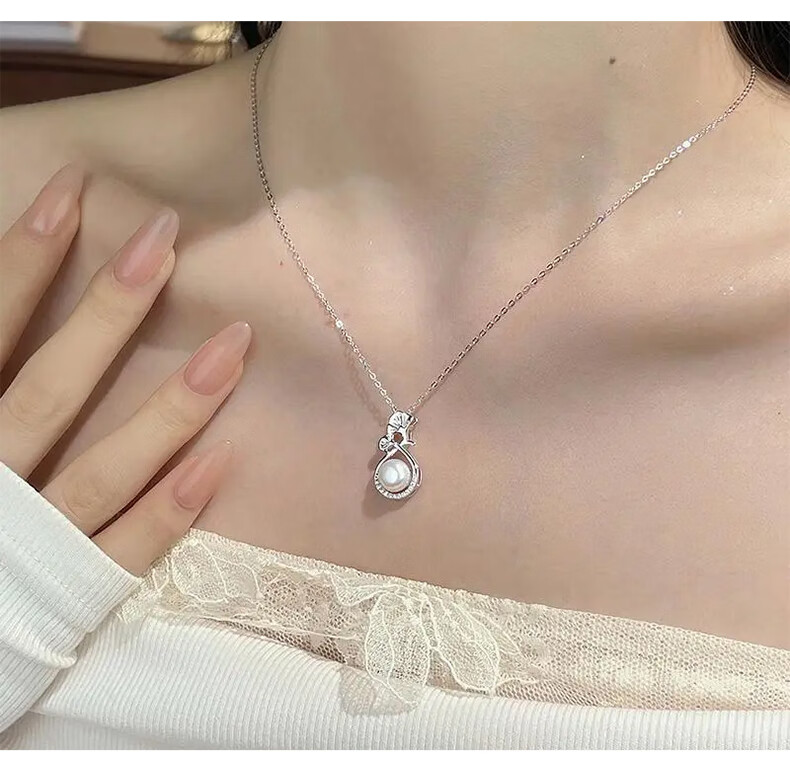 King Tai Fook S925 Silver Necklace Carnation Pearl Pendant Niche Light Luxury Jewelry Birthday Gift for Girlfriend 15