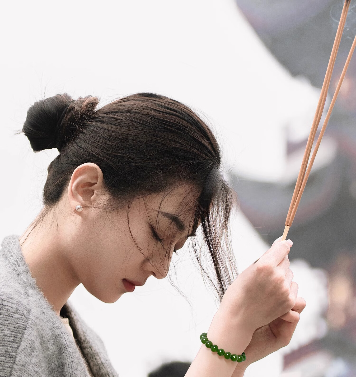Sino Gem Hetian Jade Green Jade Beaded Bracelet for Women Natural Jade Stone Strand Anniversary Birthday Gift for Girlfriend Wife Mom 15