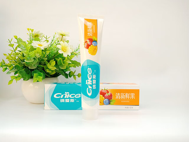 纳爱斯清新鲜果牙膏120g组合装鲜浓果味水果味清新口气添加维c营养