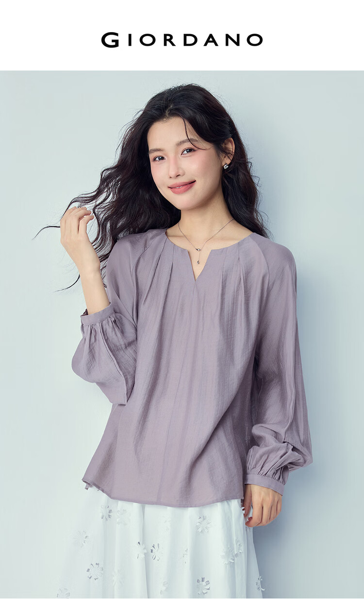 Giordano 2026 Spring New Pleated V-Neck Loose Raglan Textured Long Sleeve Shirt for Women 05346117 3