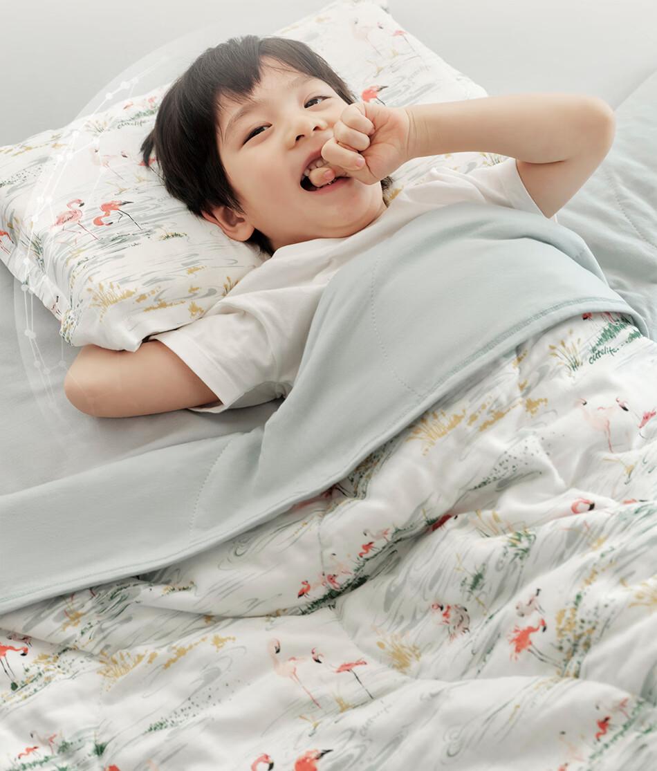 Cutelife Baby and Toddler Air Conditioning Quilt Bamboo Cotton Baby Blanket Kindergarten Four Seasons Spring and Autumn Quilt 110*140 Beach Flamingo 10