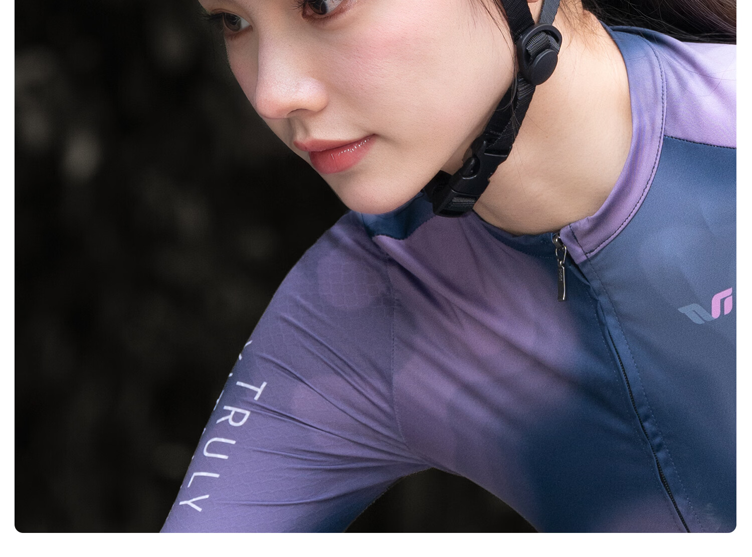 Rockbros Bicycle Helmet with Visor Integrated Road Mountain Bike Safety Helmet Unisex Petal L 32