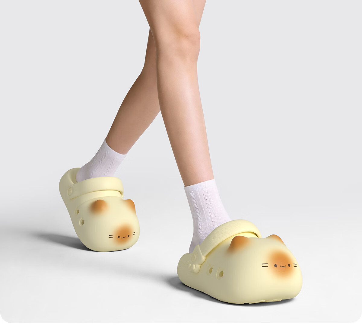 Chikoku Cute Cat Paw Clog Shoes for Women New Thick Sole Birkenstock Style Slip-On Anti-Slip EVA Sandals 24