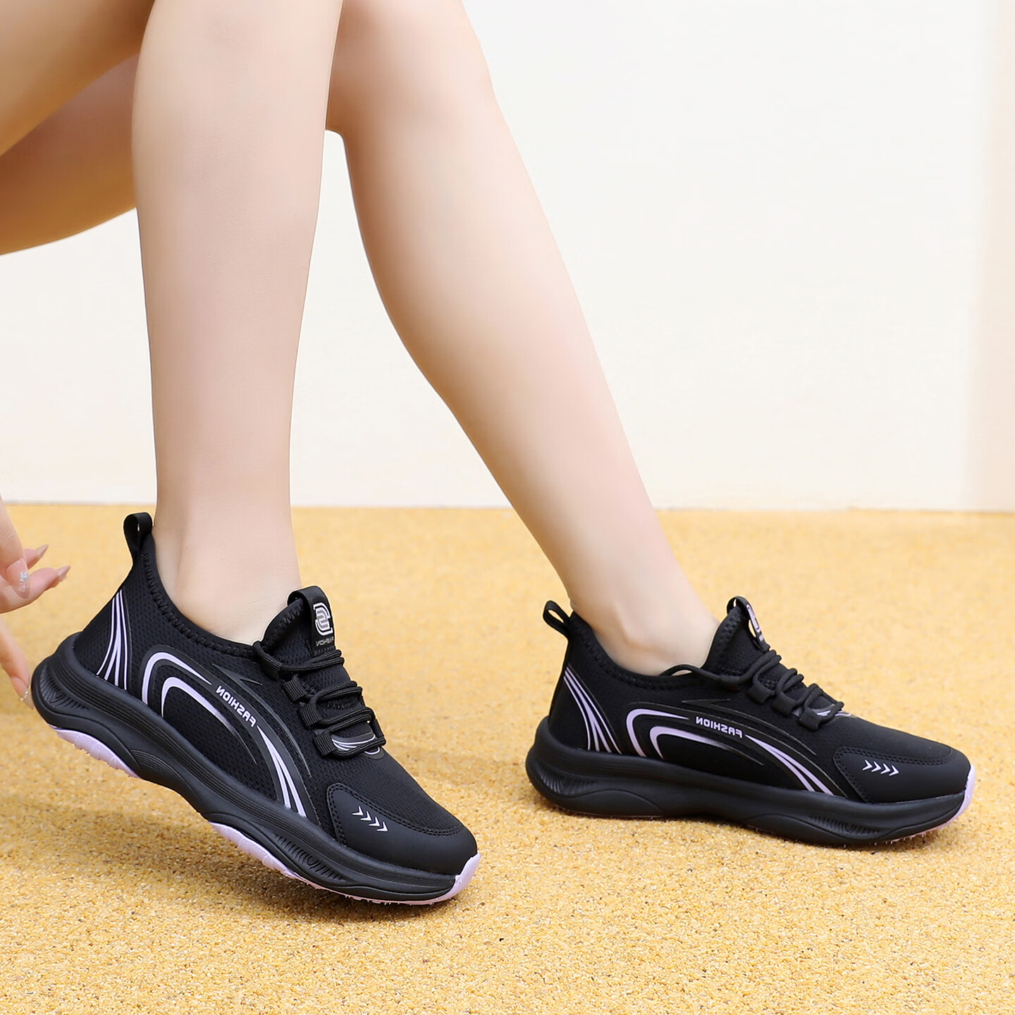BURUIJING Old Beijing Cloth Shoes Women's Casual Soft Sole Comfortable Mom Sports Shoes 61166 Black Size 35 11