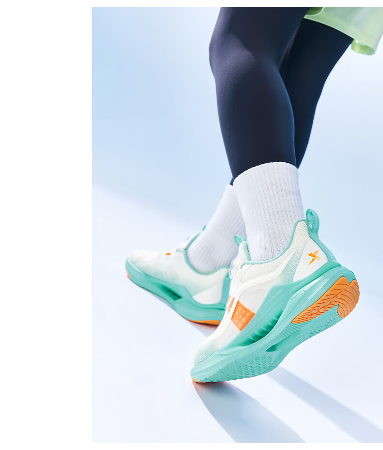 XTEP Youth Hydrogen Wind 9.0 Boys' Dial Running Shoes Sports Shoes Classic White/Super Green/Sea Blue Size 40 35