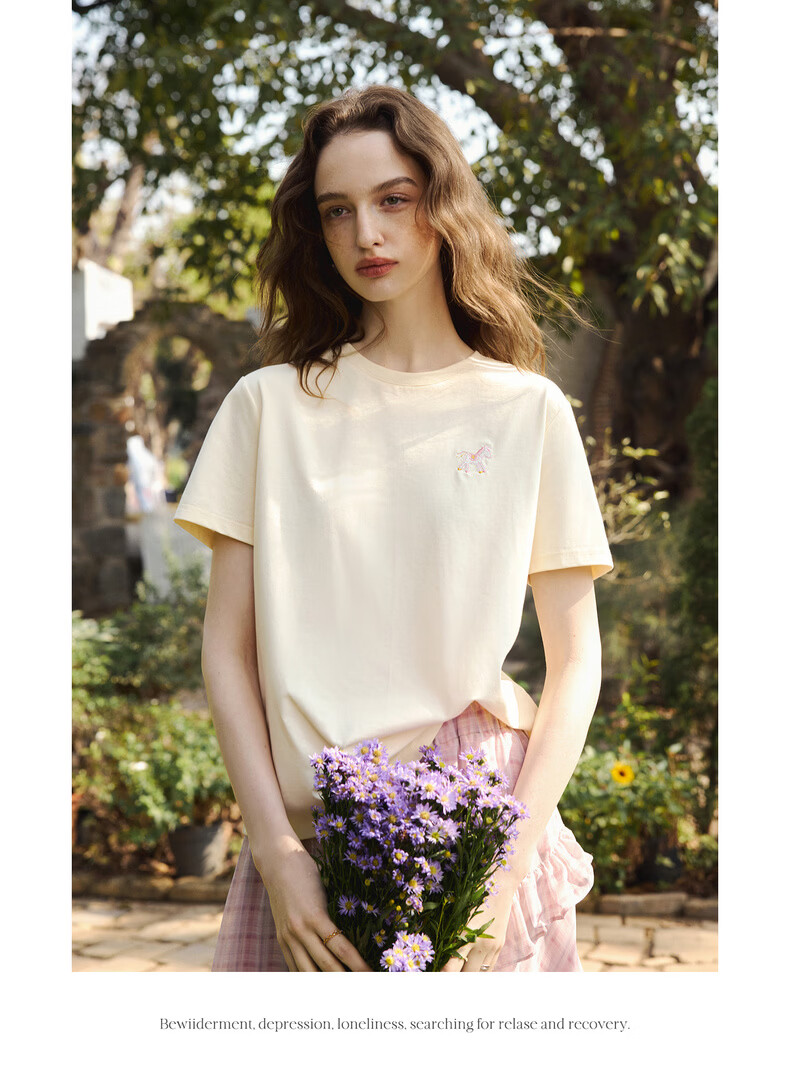 Olrain Eurier Casual Commuter Pony Embroidery Back Print Short Sleeve T-Shirt Women's Summer Top Beige M 20