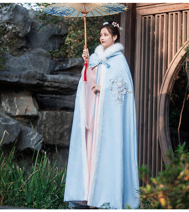 汉服斗篷女长款冬古装女冬季古风斗篷披风披肩加厚加绒保暖毛领小个子