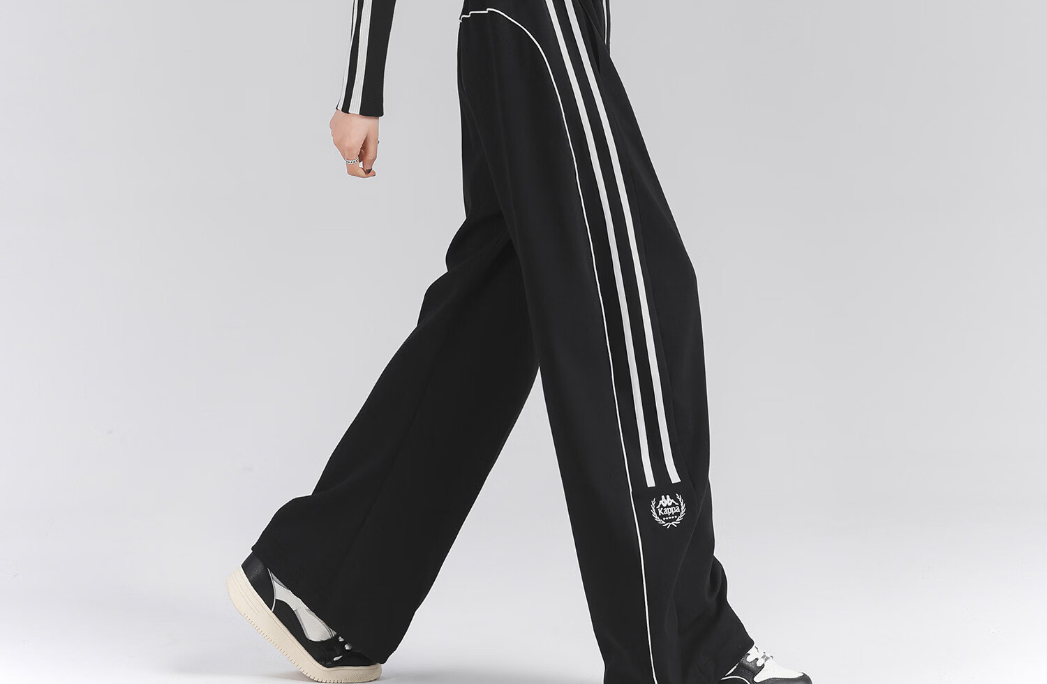 Kappa Women's Back-to-Back Sports Pants Spring New Striped Loose American Straight-Leg Trousers Simple Pants K0G42AK32D 2