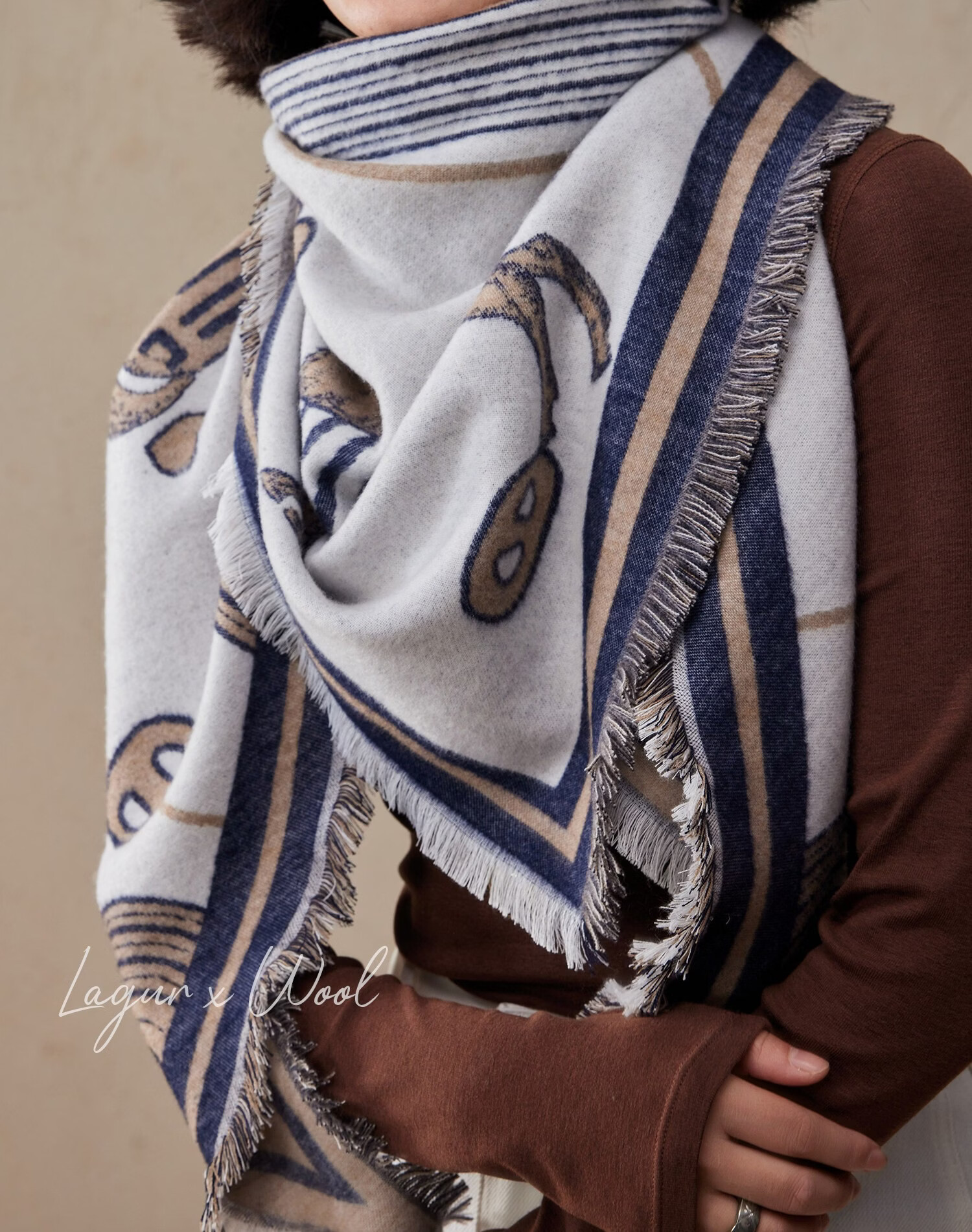 Lagur Minimalist Horse Fine Wool Blend Triangle Scarf Air Conditioning Room Shawl Versatile Women's Neck Warmer Minimalist Beige 29