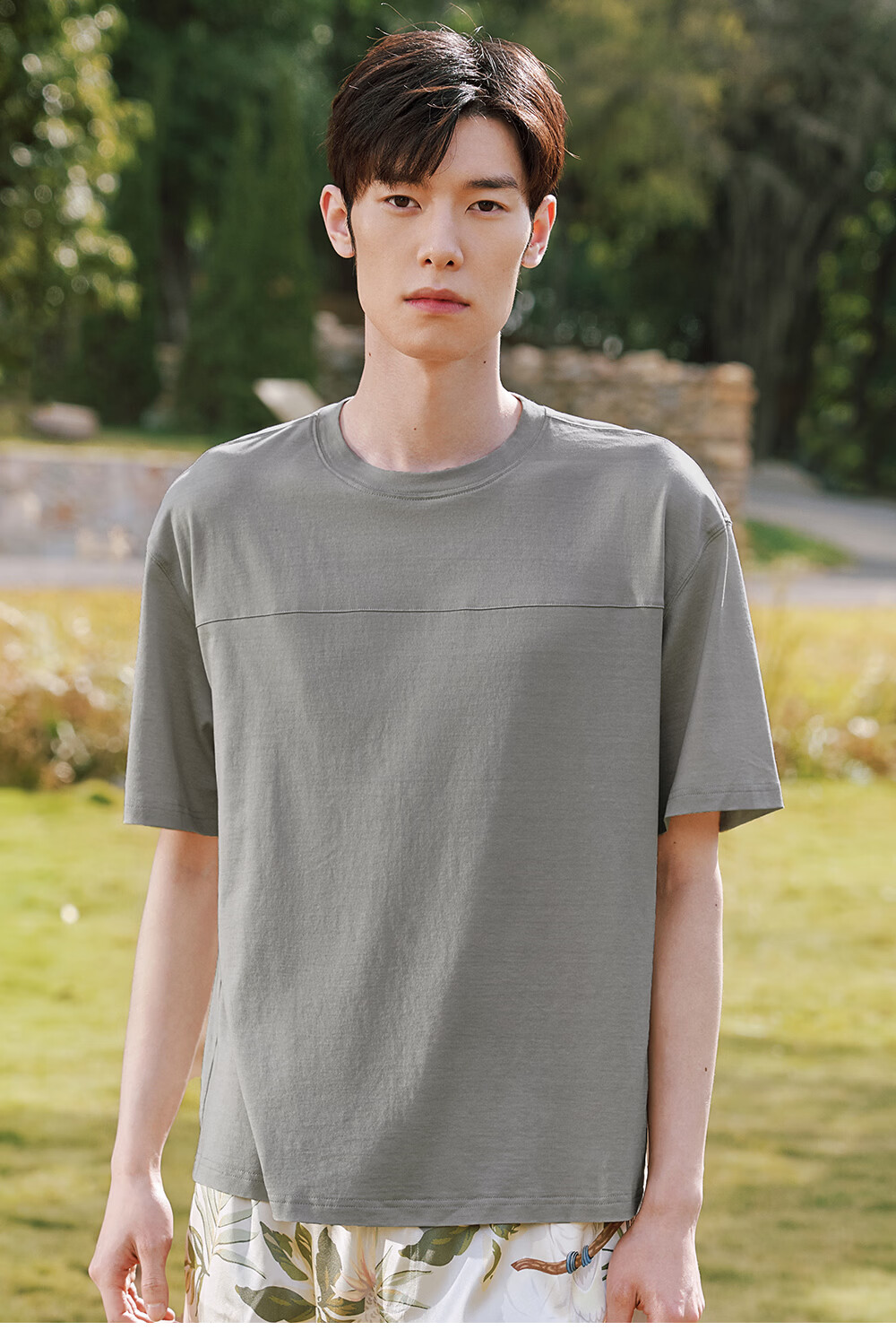 Jinsanta Mulberry Silk Men's Fashion Crew Neck Short Sleeve Silk T-Shirt Outerwear 1