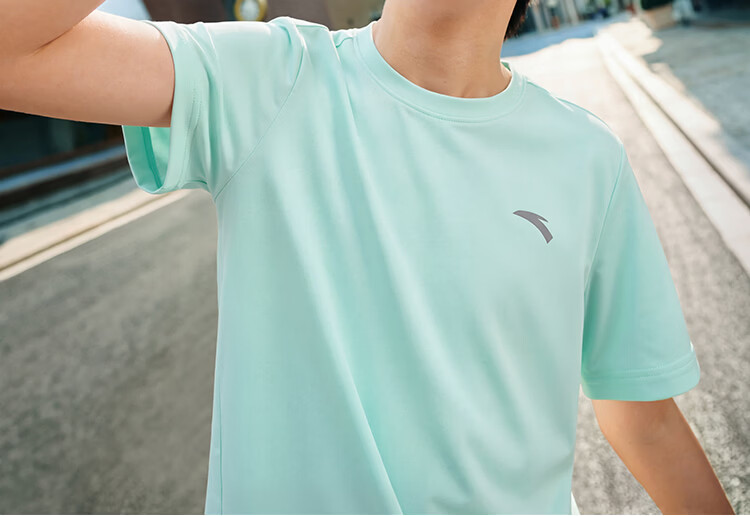 Anta Kids Summer 2026 Quick-Dry Sports Set Boys Short Sleeve T-Shirt and Shorts Fashion Two-Piece Set A72625701 12
