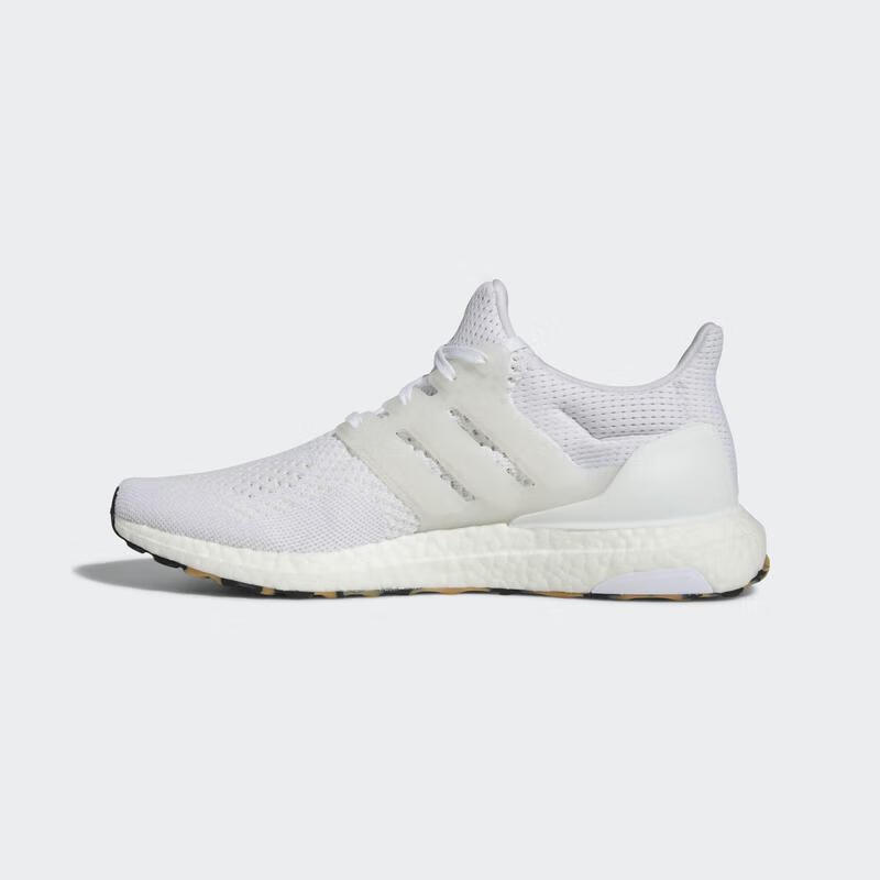 阿迪达斯adidas ultraboost 1.