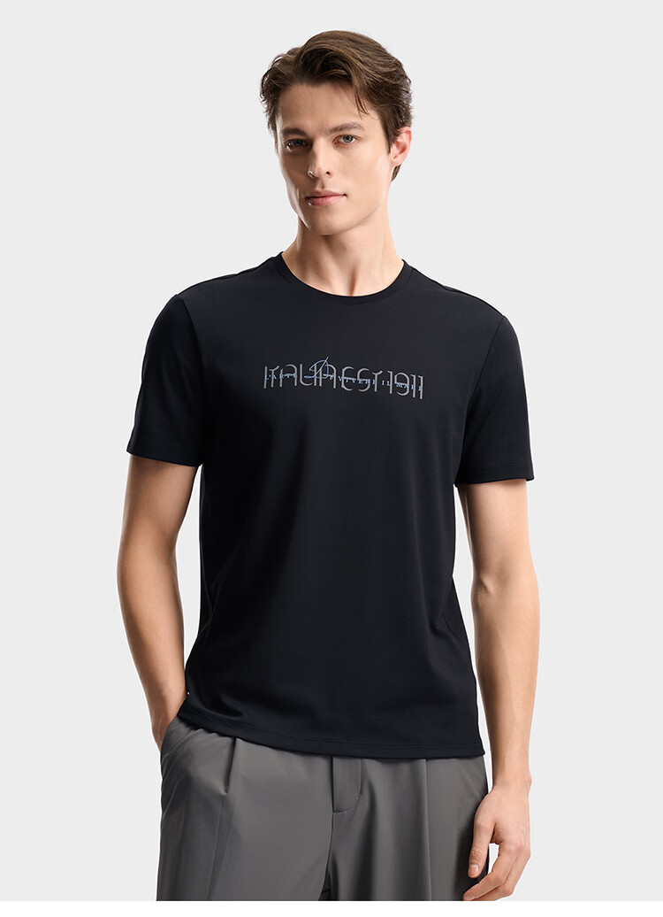 FILA Official Men's Knitted Short Sleeve Shirt 2026 Summer Casual Basic Black Crew Neck T-Shirt 4
