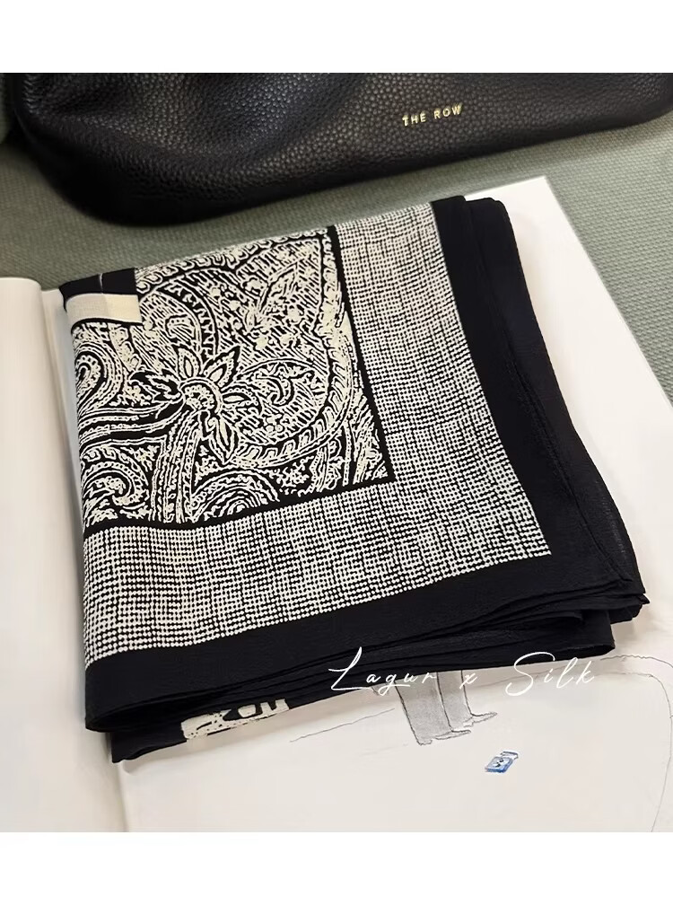Lagur French Vintage Classic High-End Black and White 100% Mulberry Silk Square Scarf Versatile Neck Scarf for Women 24