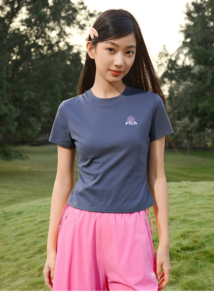 FILA Official Women's Knitted Short Sleeve Shirt 2026 Summer Casual Slim Fit Cool Cotton Cropped T-Shirt 39