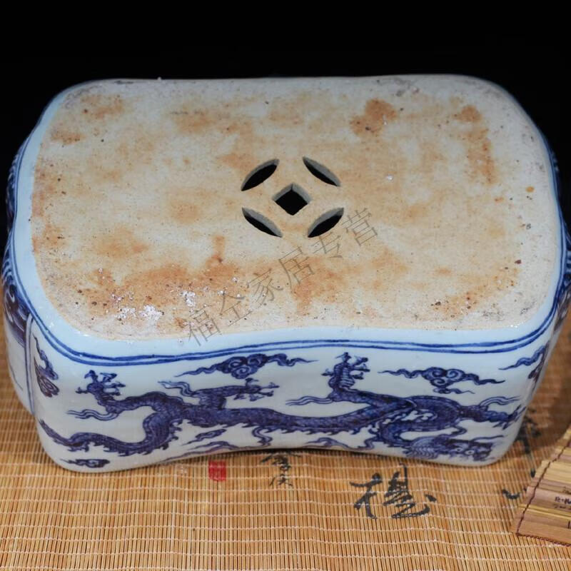 手绘青花瓷枕头 高雅陶瓷枕头 仿官窑影青瓷器枕头 龙纹款【图片 价格