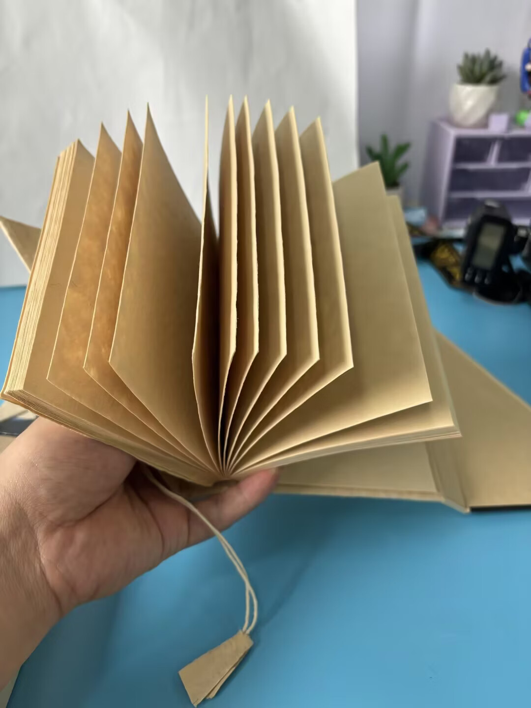 Touch Fish Authentic Nepal Handmade DIY Material Kit Complete Set Vintage High-Quality Notebook Popular Blank Travel Sketch Medium Size Double Buckle Pony 30 Pages 5