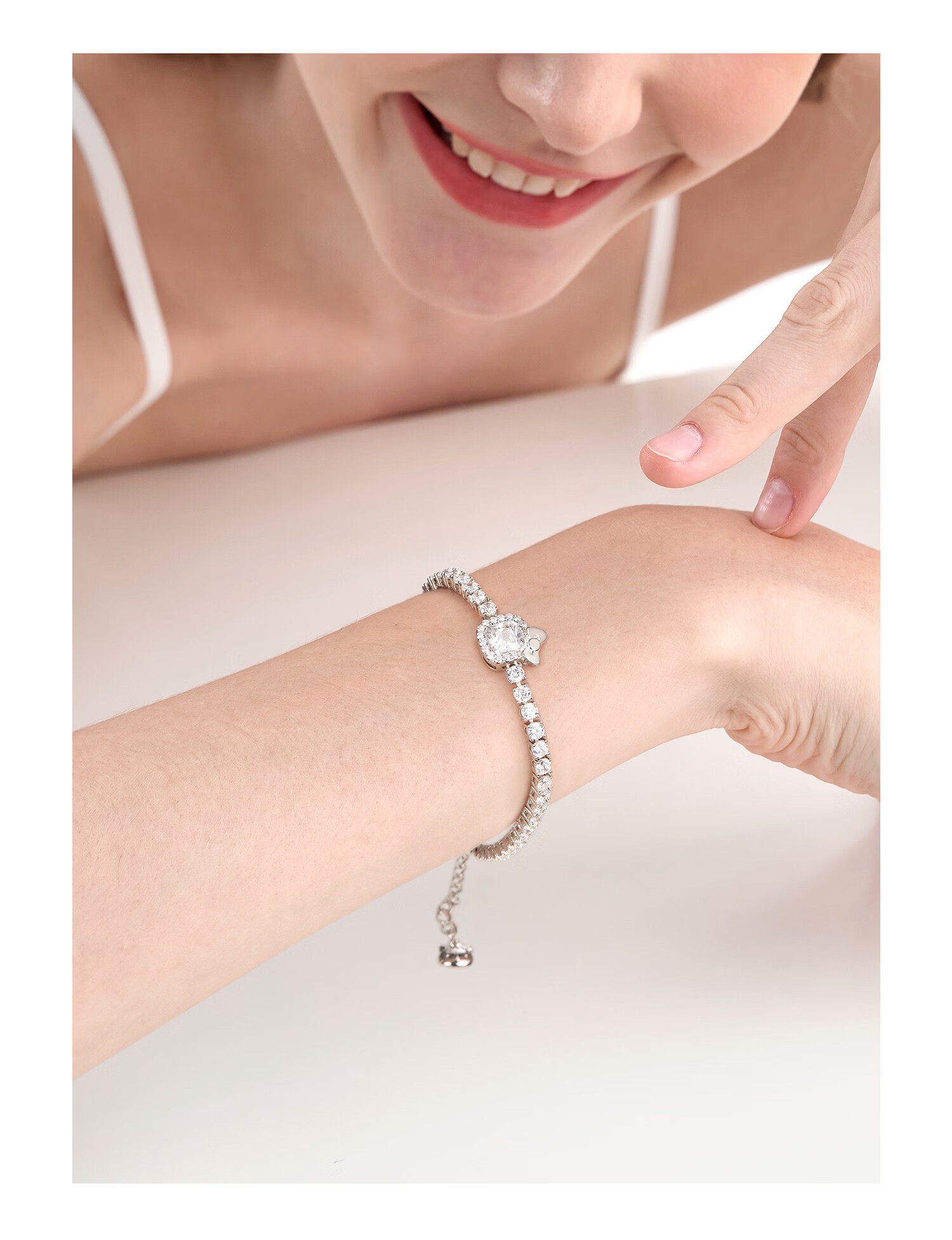 SANRIO Hello Kitty Women's Bracelet Luxury Birthday Gift for Girls Kitty Cat - Silver Pink 4