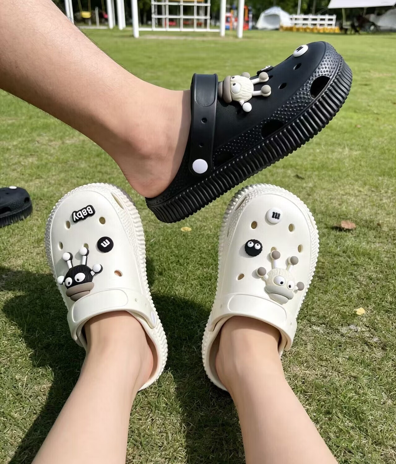 ABFE Couples Summer Clog Sandals Unisex Closed-Toe Slippers Non-Slip DIY Odor-Resistant Outdoor Beach Sandals White Size 42-43 2
