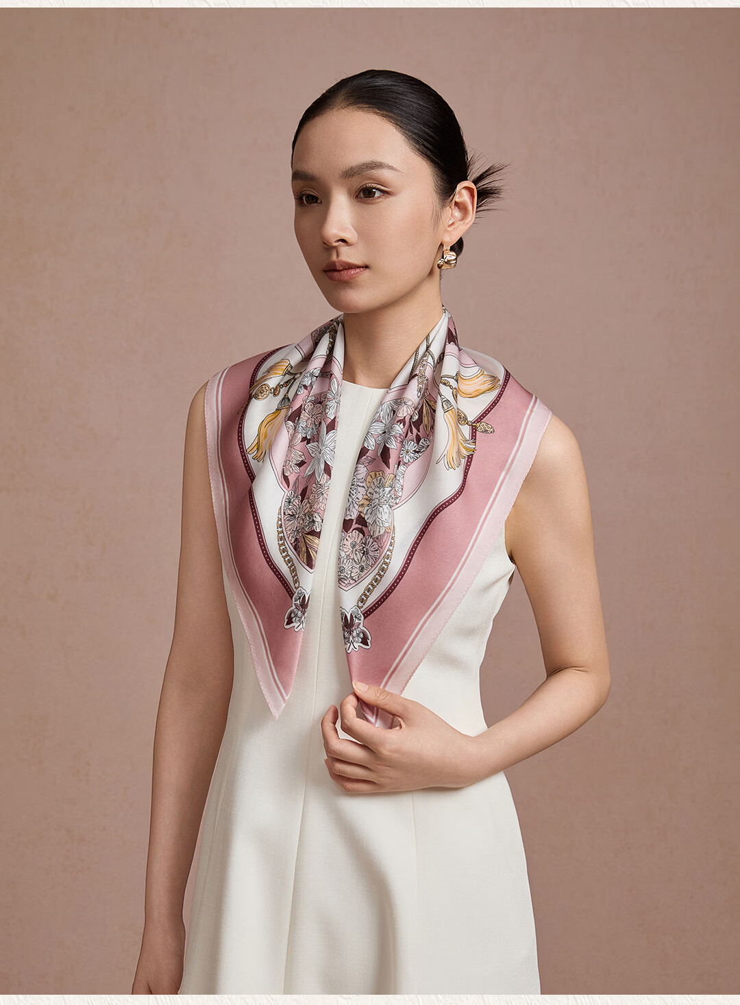 Shanghai Story 100% Mulberry Silk Crepe Satin Scarf Gift Box for Mom Mother's Day Birthday Gift Women's Neck Scarf 2