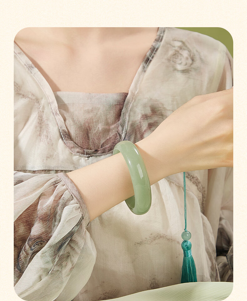 Lao Feng Xiang Quartz Jade Bangle Women's Elegant Wide Green Jade Bracelet Birthday Anniversary Gift for Girlfriend Wife 8