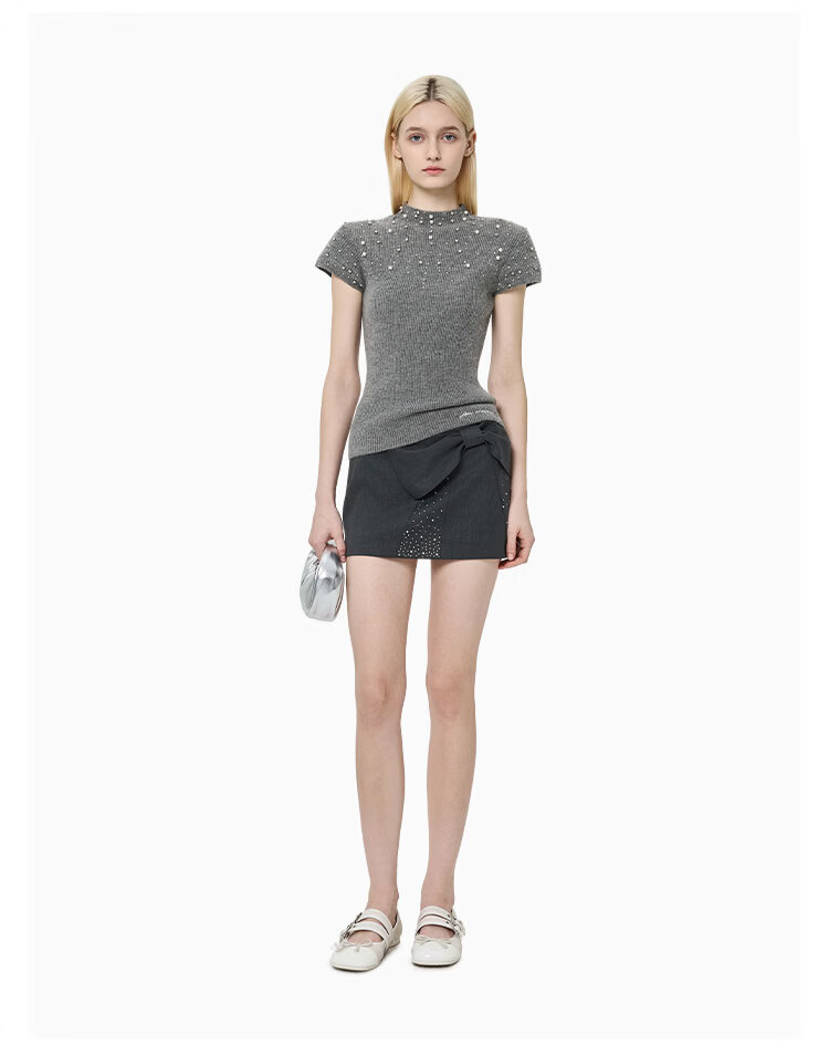 ANN ANDELMAN Galaxy Series Pearl and Diamond Embellished Semi-Turtleneck Short Sleeve Knit Top Fashion Slim Fit Gray XS 7