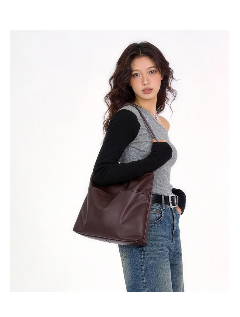 Mishi 2026 New Large Capacity Commuter Tote Bag Simple Casual Shoulder Bag Lambskin Women's Bag Brown 1