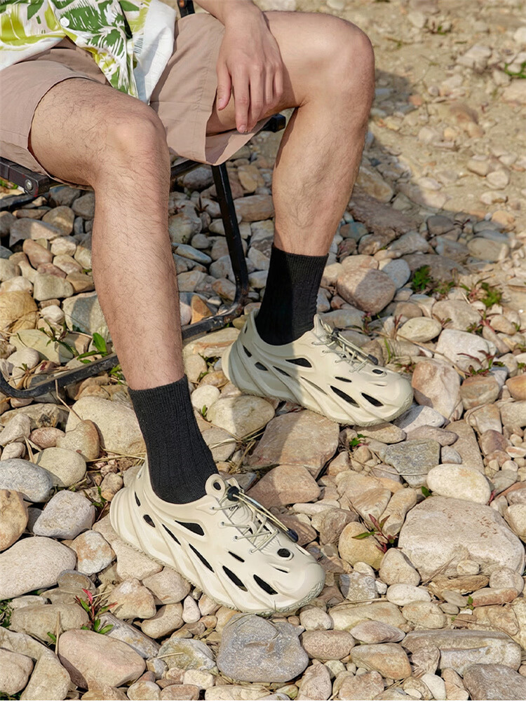 Semir 2026 New Lightweight Breathable Hole Sandals Outdoor Wear Durable Men's Beach Sandals SSM262008 Beige Size 41 13