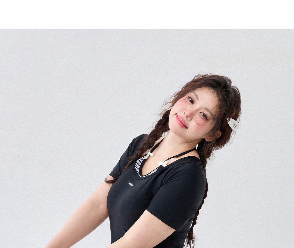 Agliondy Plus Size Women's One-Piece Swimsuit Waist-Slimming Figure-Flattering Classic Black and White Check L 22