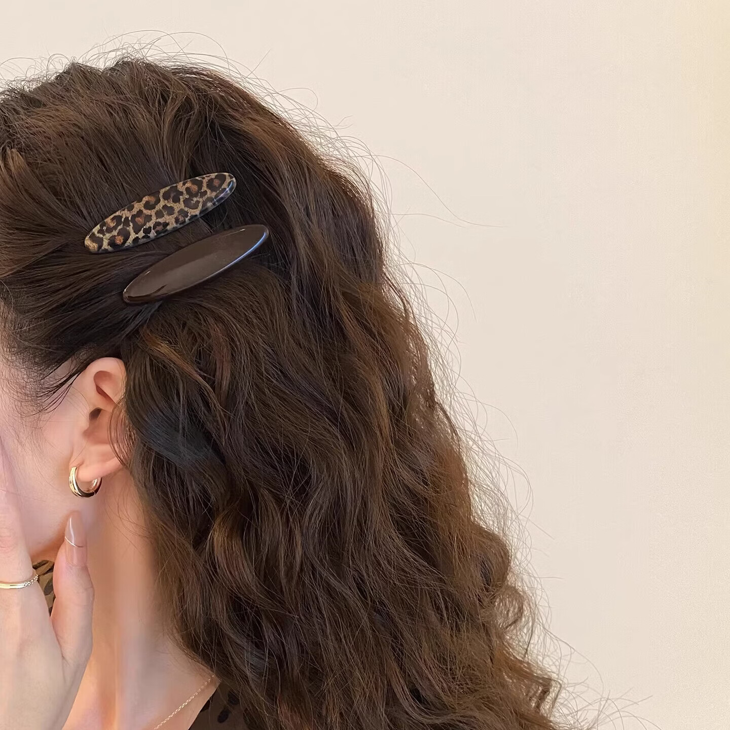 Jinglei Brown Leopard Print Hair Clip for Women Front Side Clip Straight Hairpin 2026 New High-End Bangs Hair Accessory 4