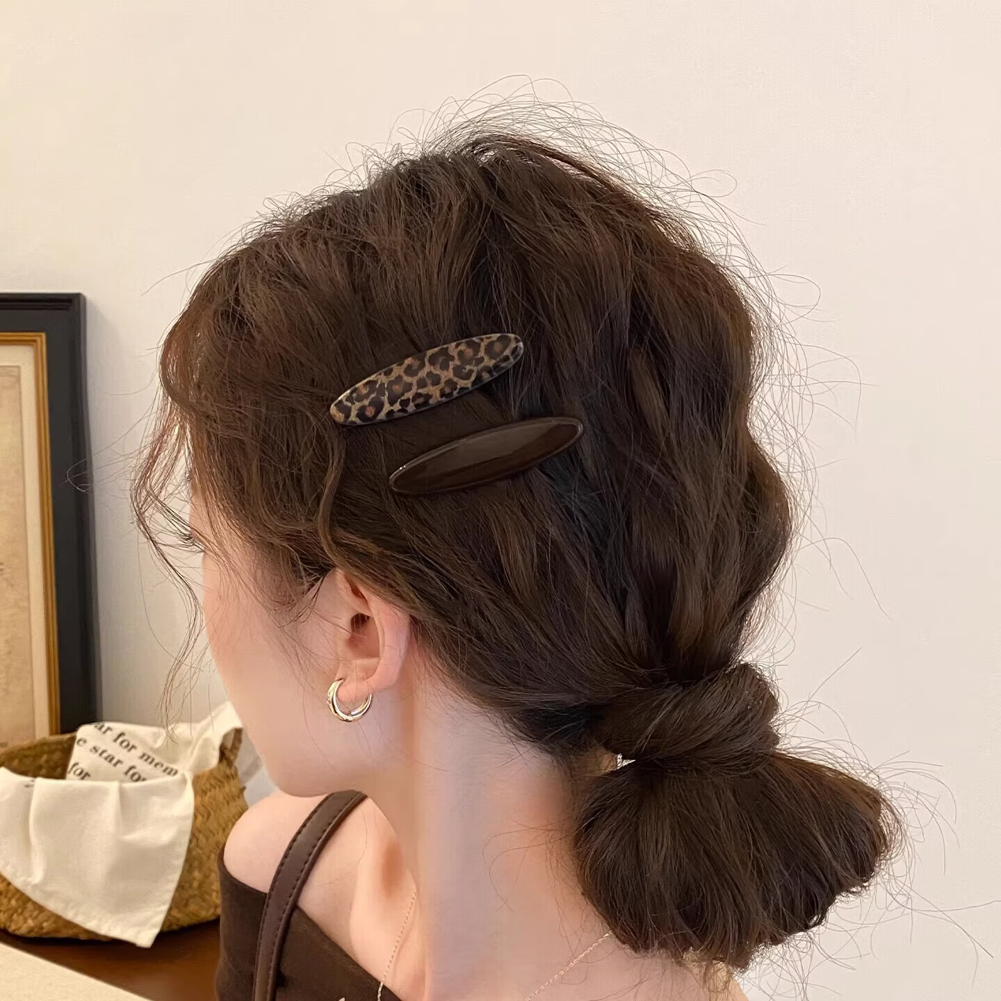 Jinglei Brown Leopard Print Hair Clip for Women Front Side Clip Straight Hairpin 2026 New High-End Bangs Hair Accessory 2
