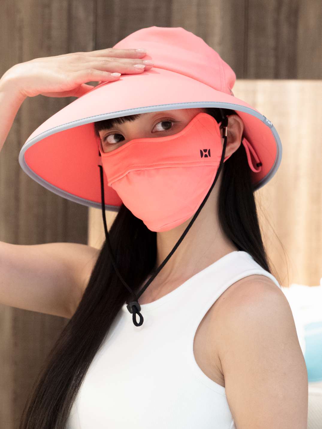 HOII Celebrity Style New Cat-Shaped Breathable Dust Mask Adjustable Sunshade UV Protection Red 3