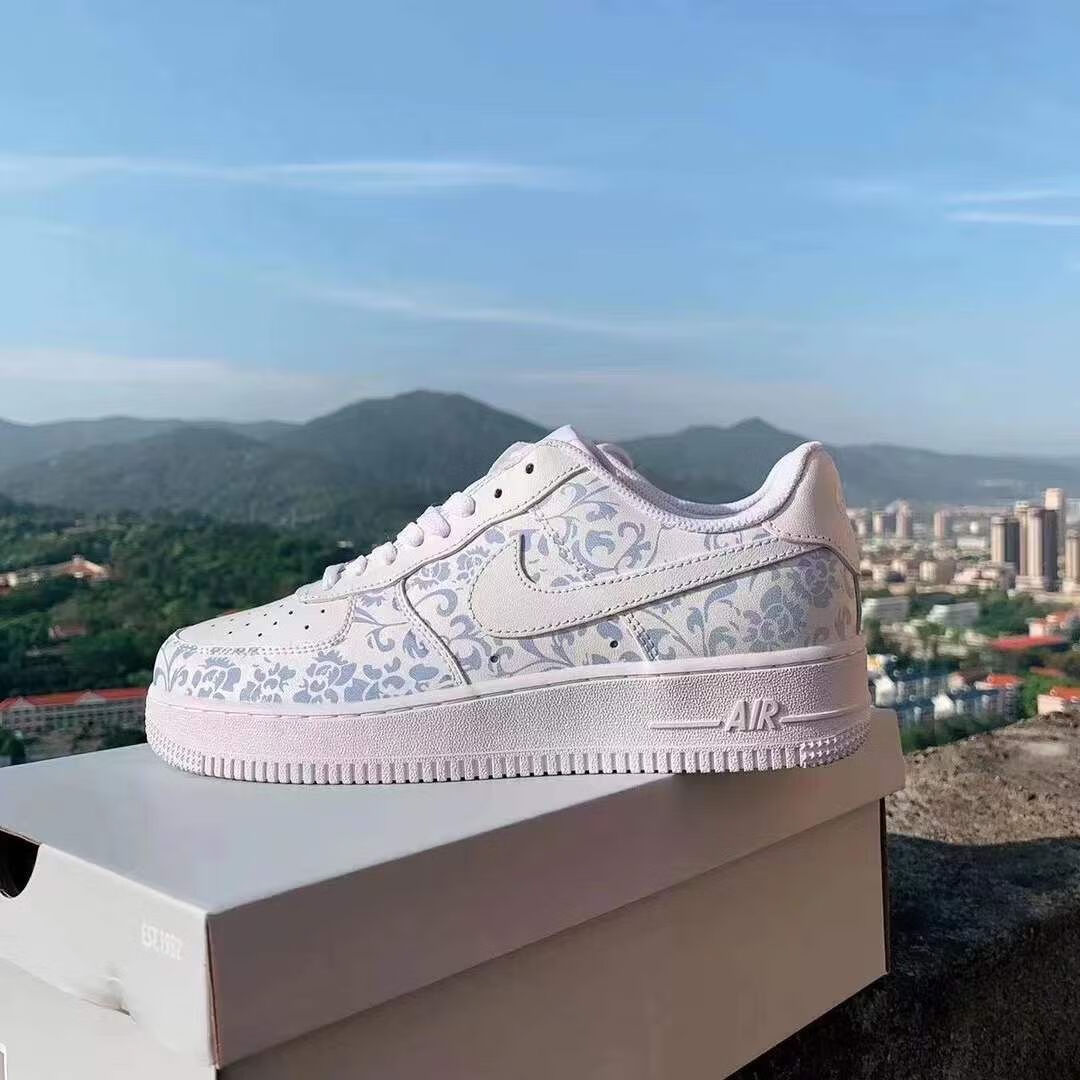 【官网旗舰】空军一号 af1青花瓷男女鞋低帮板鞋光感温变百搭运动鞋