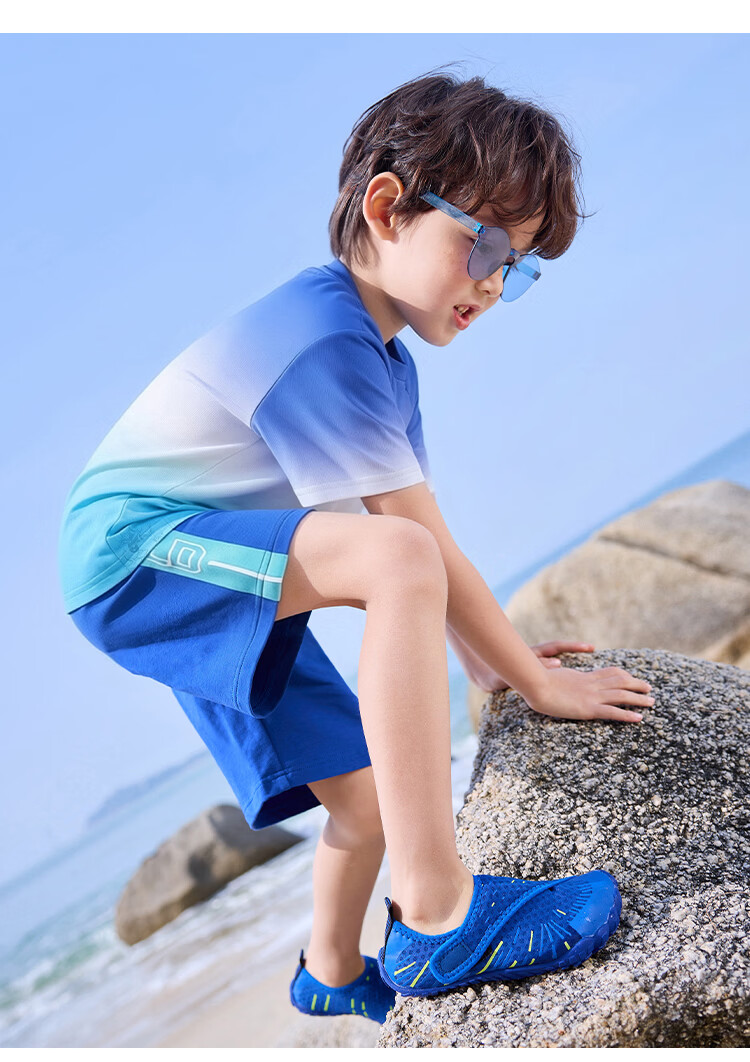 Disney Boys' Crew Neck Short Sleeve T-Shirt Summer Breathable Kids' Gradient Green Tee 140cm 12