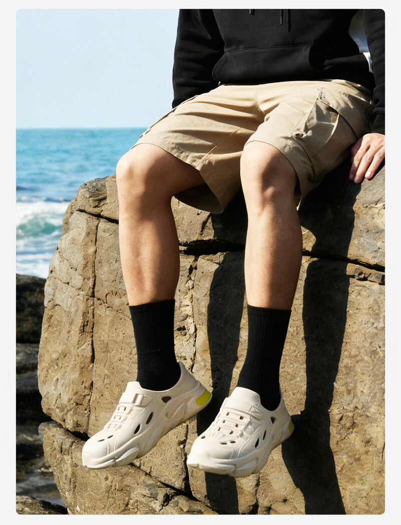 CARTELO Men's High-End Breathable Open-Toe Slippers Casual Outdoor Sandals Hole Shoes JF04 Black Size 44-45 2