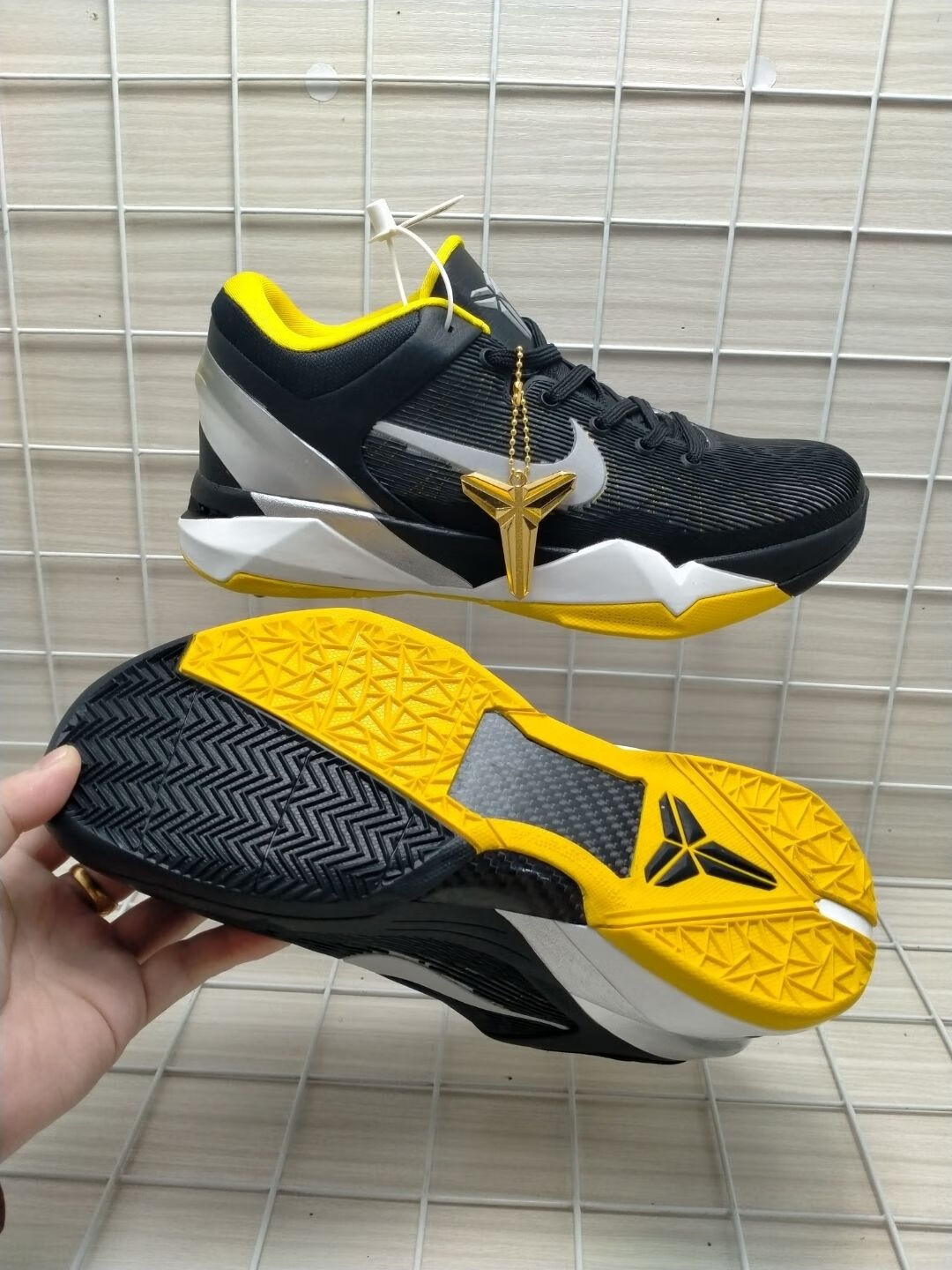 【官方旗舰店】科比7代奥运版大师之路黑金鸳鸯6白灰紫黑曼巴全明星