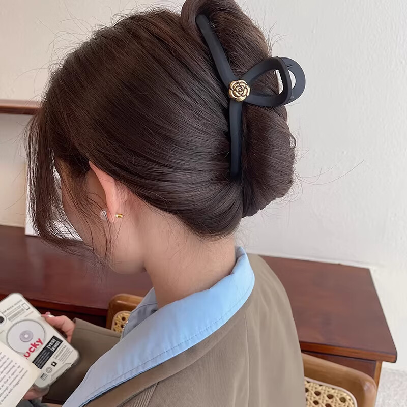 Idair Vintage French Camellia Hair Clip Women's Shark Clip Elegant Hairpin Birthday Gift 1