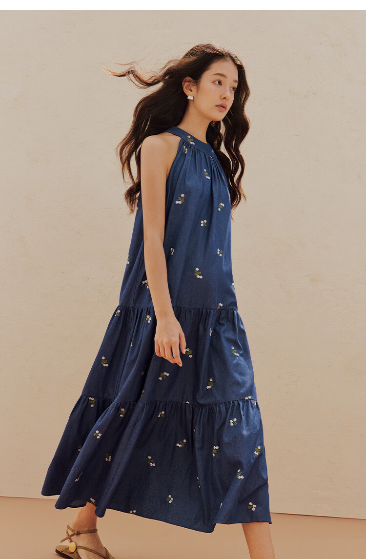 INMAN Floral Embroidered Halter Neck Sleeveless Dress Summer 2026 Women's Long Dress Deep Blue S 17