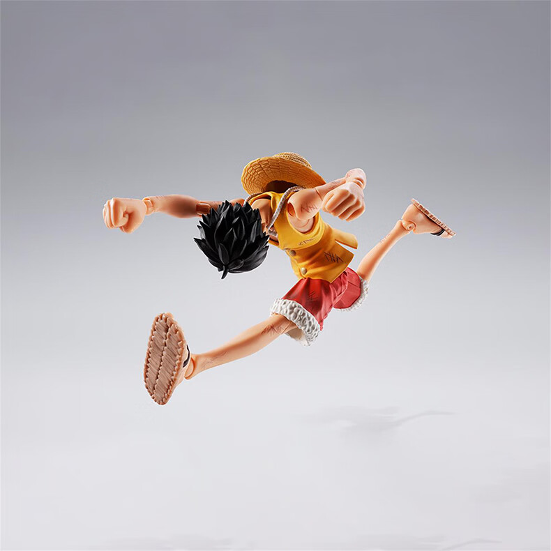 Bandai SHF Luffy One Piece Marineford Summit Battle Action Figure Anime Merchandise 4