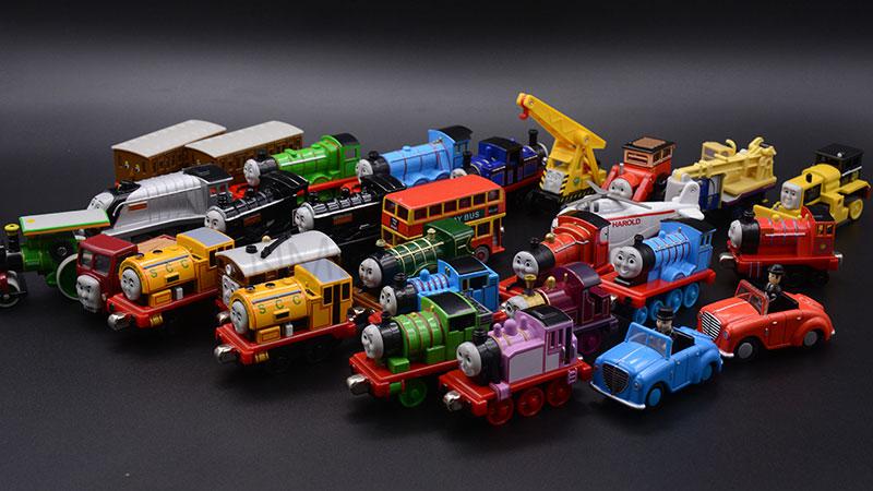 新款托马斯合金小火车全套合金小火车磁性连接头轨道车儿童玩具车模型