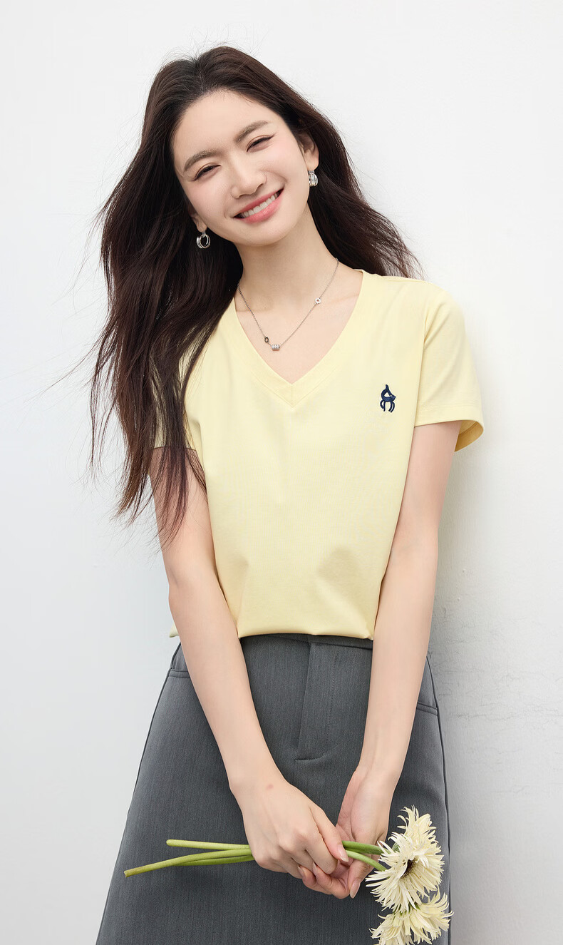 Sllsky Xinjiang Cotton V-Neck Shoulder T-Shirt Women 2026 Summer New Commuter Embroidered Short Sleeve Cool Top 2