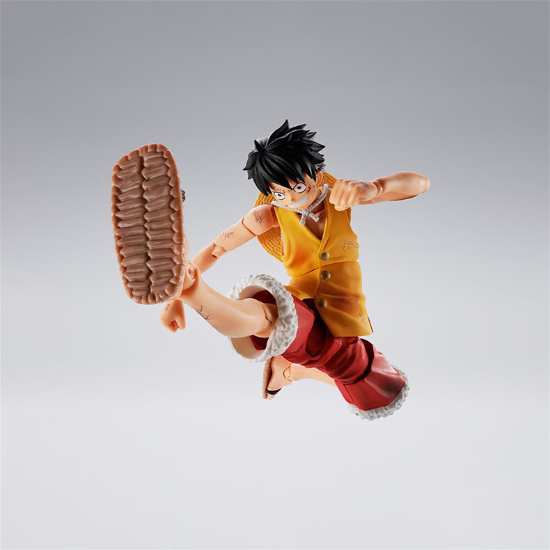 Bandai SHF Luffy One Piece Marineford Summit Battle Action Figure Anime Merchandise 2