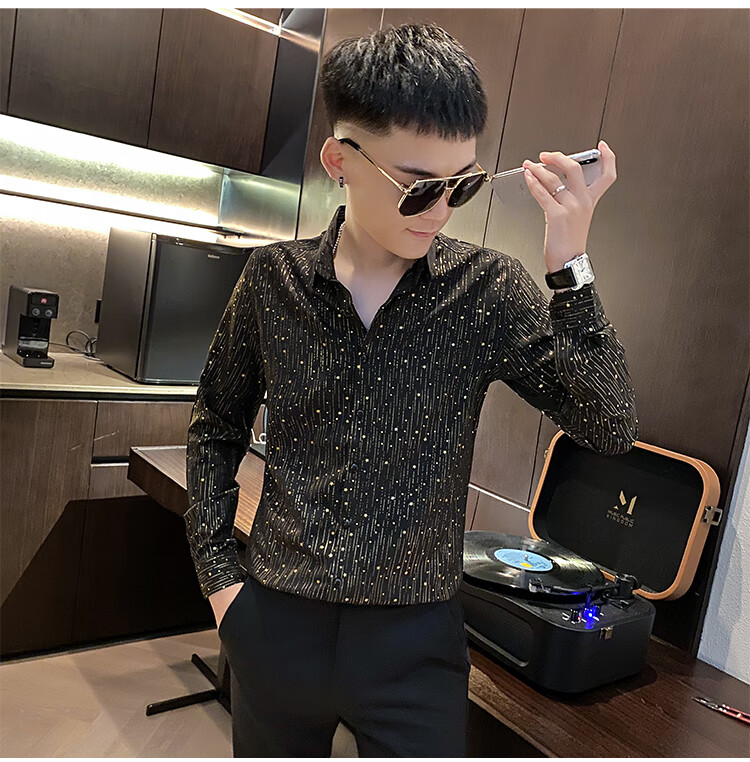 潮流帅气圆点长袖上衣男装梵洛幽 白色品牌: 梵洛幽 商品名称:社会