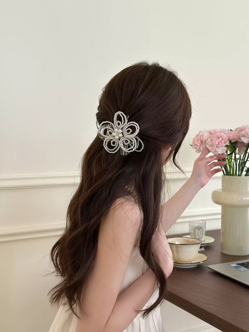 Idaer Pearl Flower Hair Claw Clip for Women Back of Head Shark Clip 2026 New Elegant Hairpin Birthday Gift for Girlfriend 8